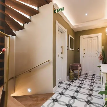 Vendégház Iz-zebbuga The Penthouse Royal 8 3*